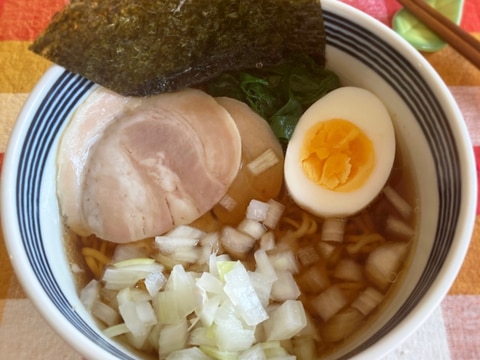 刻み玉ねぎと即席麺で☆簡単八王子ラーメン♪